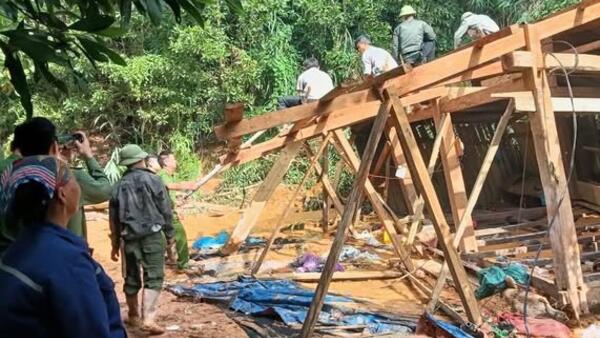 XÃ TÂN TRI CHUNG TAY KHẮC PHỤC SAU BÃO