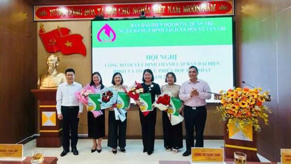 XÃ TÂN TRI CÔNG BỐ QUYẾT ĐỊNH THÀNH LẬP VÀ HỌP PHIÊN THỨ NHẤT BAN ĐẠI DIỆN HĐQT NGÂN HÀNG CHÍNH SÁCH XÃ HỘI XÃ