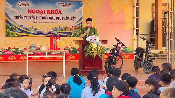 CÔNG AN XÃ TÂN TRI PHỐI HỢP VỚI CÁC TRƯỜNG HỌC TỔ CHỨC NGOẠI KHÓA TUYÊN TRUYỀN, PHỔ BIẾN, GIÁO DỤC PHÁP LUẬT NĂM HỌC 2026–2027